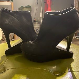 Unique faux fur shoe